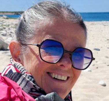 CHANTAL va suivre la formation de 3 ans de maitre Liu Deming: Bravo!