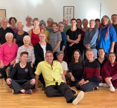 Qi gong des moelles : groupe de participants